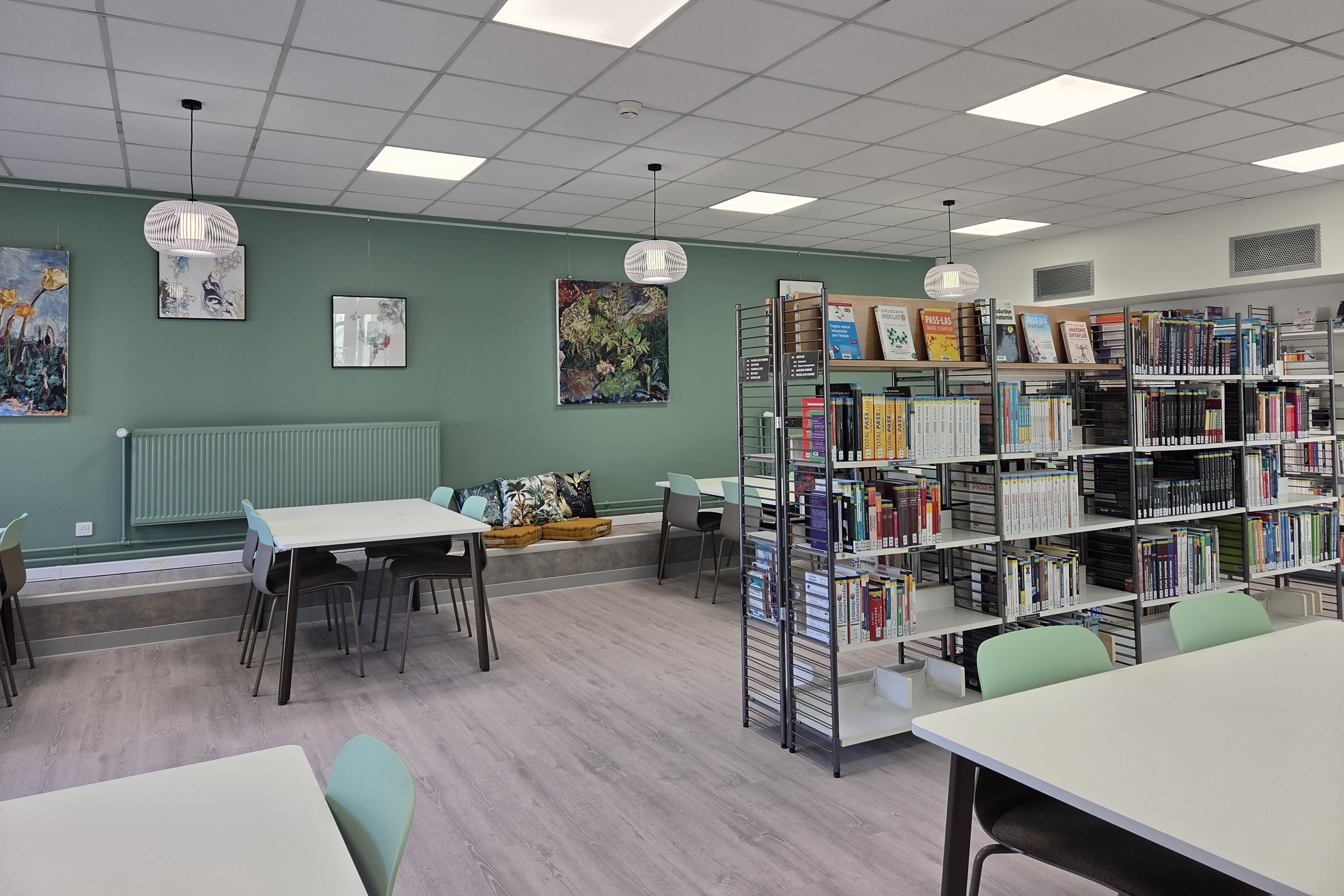 Photo de l'intérieur de la BU Bridoux